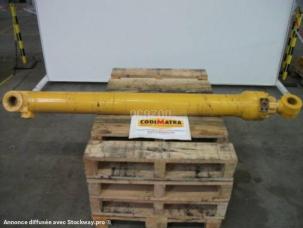  JCB             JS130AMS