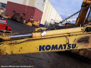  Komatsu             PW140-7