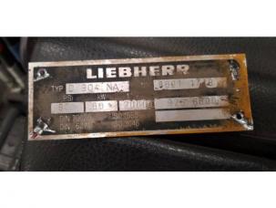  Liebherr             A902