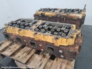  Caterpillar             769D