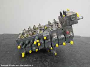  Liebherr             R916 Advanced