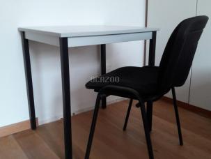 Table + chaise de bureau