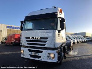 Pour semi-remorque Iveco Stralis