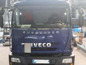 Fourgon avec parois et toit rigide Iveco Eurocargo