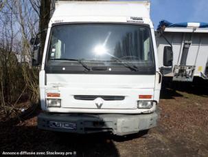 Fourgon avec parois et toit rigide Renault M 150