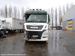 Pour semi-remorque MAN TGX