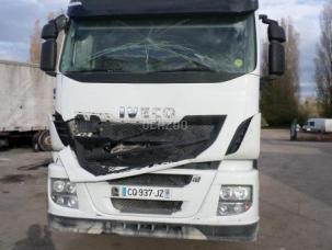 Pour semi-remorque Iveco Stralis