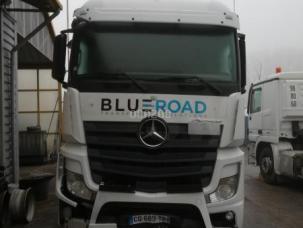 Pour semi-remorque Mercedes Actros