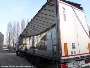 Carrosserie à parois latérales souples coulissantes (PLSC) Schmitz Cargobull PLSC
