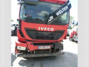 Pour semi-remorque Iveco Stralis