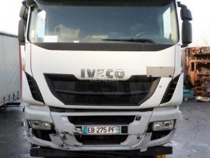 Pour semi-remorque Iveco Stralis