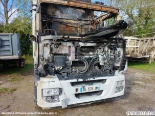 Pour semi-remorque Iveco Stralis