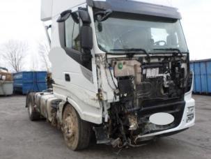 Pour semi-remorque Iveco Stralis