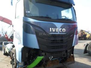 Pour semi-remorque Iveco Stralis