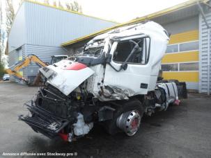 Pour semi-remorque Volvo FM