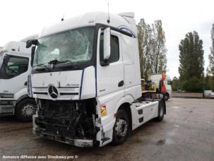 Pour semi-remorque Mercedes Actros
