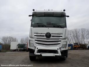 Pour semi-remorque Mercedes Actros