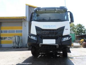 Pour semi-remorque Iveco X-WAY