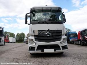 Pour semi-remorque Mercedes Actros