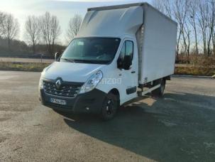 Fourgon avec parois et toit rigide Renault Master Propulsion