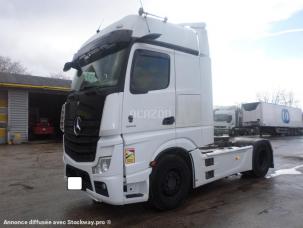 Pour semi-remorque Mercedes Actros
