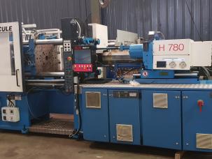 presse a injecter 140 T