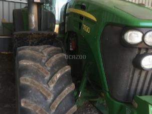 Tracteur agricole John Deere 7830