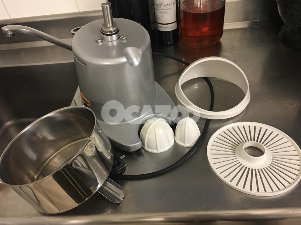 Centrifugeuse Et Presse Agrumes Seb Type 8310