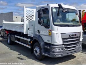 Benne basculante de chantier et de TP DAF XB 260 FA