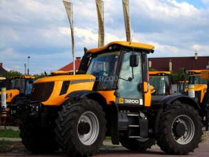 Tracteur agricole JCB Fastrac