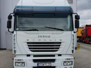 Pour semi-remorque Iveco Stralis