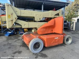 Nacelle automotrice JLG E400AJPN