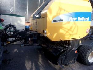 NEW HOLLAND BR7070 ANNEE 2008