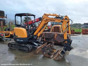 Mini-pelle Hyundai R25Z-9AK