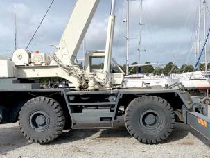 Grue mobile Terex A530-2