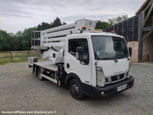 Nacelle Nissan Cabstar