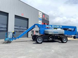 Nacelle automotrice Genie zx135