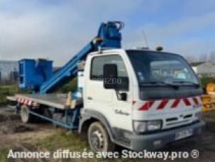 Nacelle Nissan Cabstar