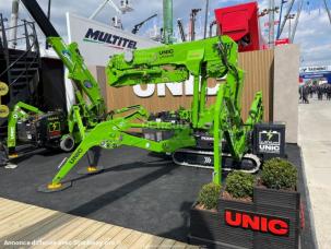 Grue sur chenilles Unic UM 445