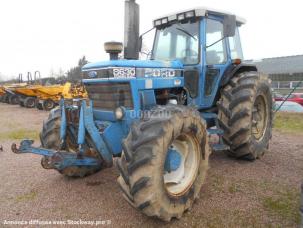 Tracteur agricole Ford 8730