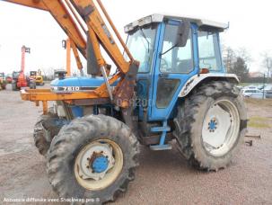 Tracteur agricole Ford 7610