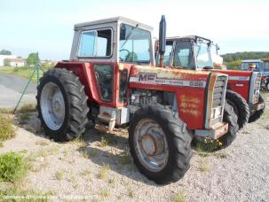 Tracteur agricole Massey Ferguson 592