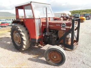 Tracteur agricole Massey Ferguson 165