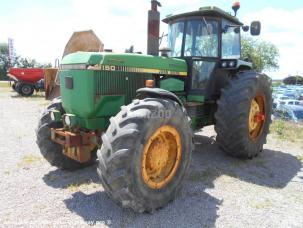 Tracteur agricole John Deere 4850