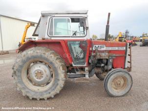 Tracteur agricole Massey Ferguson 575