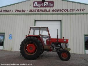 Tracteur agricole Massey Ferguson 188