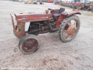 Tracteur agricole Massey Ferguson 155