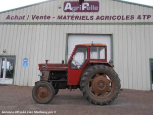 Tracteur agricole Massey Ferguson 165