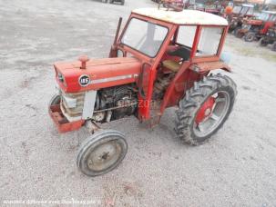 Tracteur agricole Massey Ferguson 165