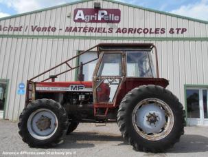 Tracteur agricole Massey Ferguson 1114